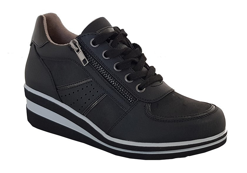 Graziosa Zip Wedge Trainer – Black